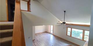 1020 W Cypress Street Gallery 18