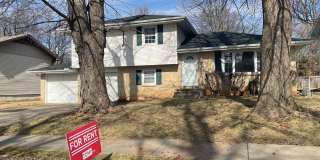 Wonderful Ranch 3 Bedroom 2 Bath 2 Car Garage Gallery 1