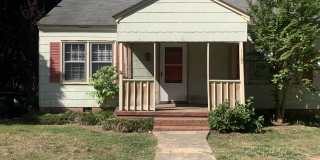 1105 N Charlotte Avenue Gallery 1