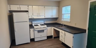 206 Nicholas Dr - B Gallery 1