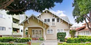 Remodeled lower studio unit on 2nd St, steps to Montana Ave and the beach!  Upgraded floors and appliances. Must see! Gallery 1