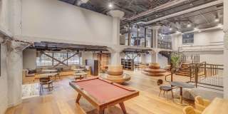 CINQ Gallery 28