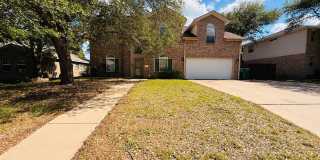 Location is Everything!!! SO Much Space!!! Gallery 1