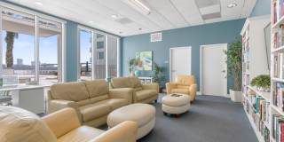 231 Riverside Drive Gallery 77