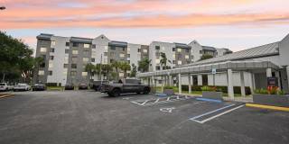 Uptown 22 Gallery 25