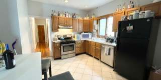4 Bed 1 Bath in Mission Hill - (E)Heath St(.33/mi) - PENTHOUSE Gallery 1