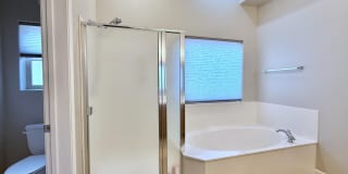 6622 E Farmstead Road Gallery 29