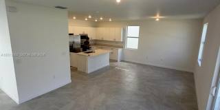 2740 SE 24th Ct Gallery 38