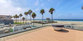 2205 Ocean Front Walk Gallery 1