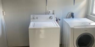 Available August!  4/5BR, 2BA Campus and Bryan Park! Gallery 15