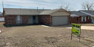 3 bedroom NOW AVAILABLE in the MAC school district! Gallery 1