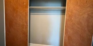 Spacious 3 Bedroom with Washer/Dryer Gallery 12