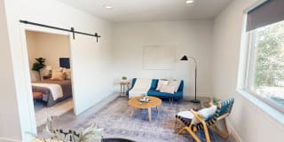 Izzy Apartments Izzy Apartments Gallery 5