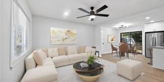 1517 Colony E Circle Gallery 1