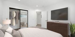 2561 W Avenue 30 Apartments Gallery 63