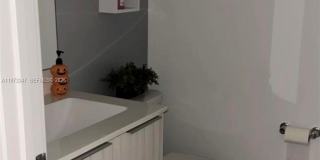 10521 NW 81st Ter Gallery 17