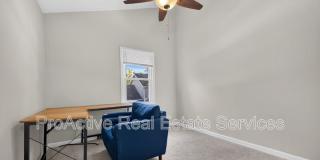 1316 Llewellyn Ave Gallery 18