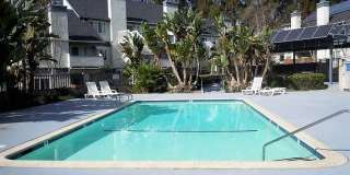 2 Bedroom + Loft Condo in Parkwood Village Gallery 19