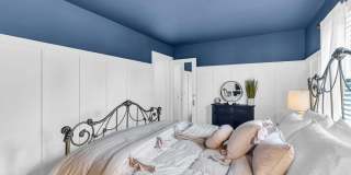 99 River Court Gallery 27