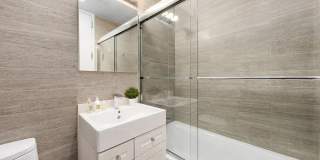 132 East 30th Street Gallery 10