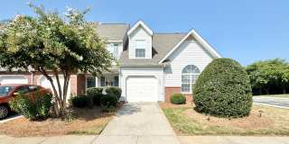 Charming 3 Bedroom in Robyn's Glen! Charming 3 Bedroom in Robyn's Glen! Gallery 1