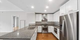 240 East Illinois St. Gallery 7
