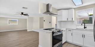 420 PALM CREEK DRIVE Gallery 11