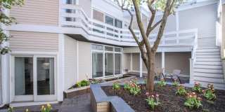 37 Rutherford Avenue unit: 37 Gallery 4
