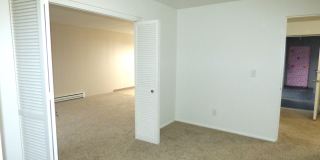 Rent Special: 1/2 Off June's Rent!! - Upstairs 2 Bedroom Unit Gallery 24