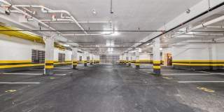 180 Carroll St Gallery 30