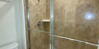 Spacious 5-Bed / 4.5-Bath Townhome w/ Private Pool & Sundeck in Gated Oakmont at Solterra Near Disney Gallery 26