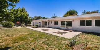 22841 Calvert St Gallery 10