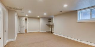 4435 Clay Street Gallery 27