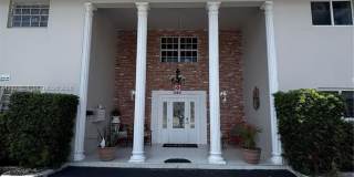 1040 Crystal Lake Dr Gallery 1