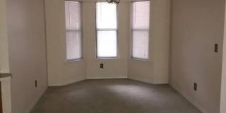 230 Collinfurst Square Gallery 4