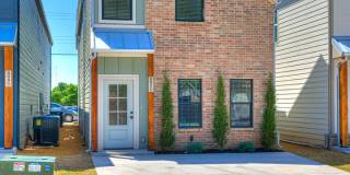 Brand New Duplexes Downtown Edmond Gallery 7
