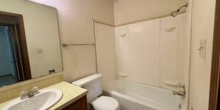 3423 Harvard Road - A Gallery 3