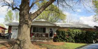Very nice home located in the Rolling Meadows area! No Pet Home! Gallery 1