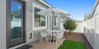 Sienna at South Mountain Gallery 31