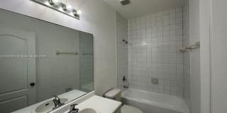 1661 SE 29th Ct Gallery 12