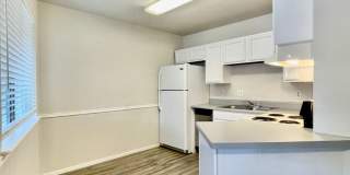 1636 Post Road Gallery 5