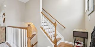 273 ROSLYN CT Gallery 20