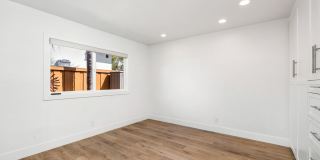 REMODELED 4 BD/3.5 BA RANCH STYLE HOME IN DOVER SHORES Gallery 25