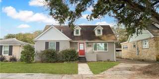 2413 PAKENHAM Drive Gallery 1