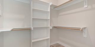 Middle Sound West Apartments Gallery 76
