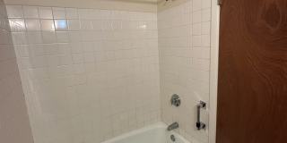 1660 E Main Street unit: 2D Gallery 6