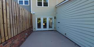 3 Bedroom 2.5 Bathroom Townhome! Gallery 16