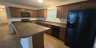 PRE-LEASING FOR AUGUST 2026! Gallery 5