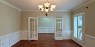 Stunning 4BR/2BA Home with Massive Bonus Room, Sunroom, & Fenced Yard! Gallery 6