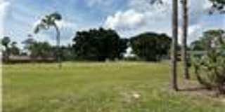 Furnished or unfurnished 2nd floor condo with landscape views Gallery 28